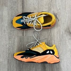 Yeezy Boost 700 Sun
